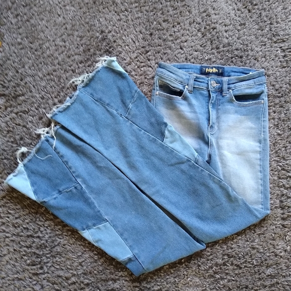 Indigo Rein Patchwork Flare Jeans Size 7 Y2K Boho Colorblock Raw Hem - Picture 3 of 13